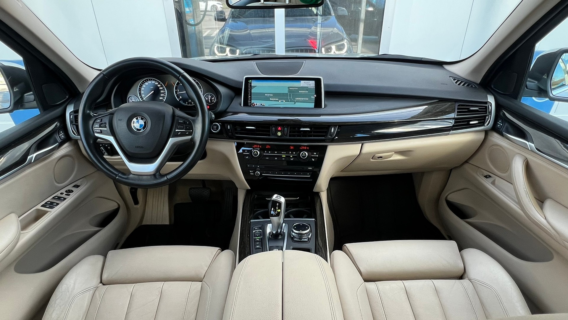 BMW X5 xDRIVE 40d STEPTRONIC X-LINE l 313 PS-image-17
