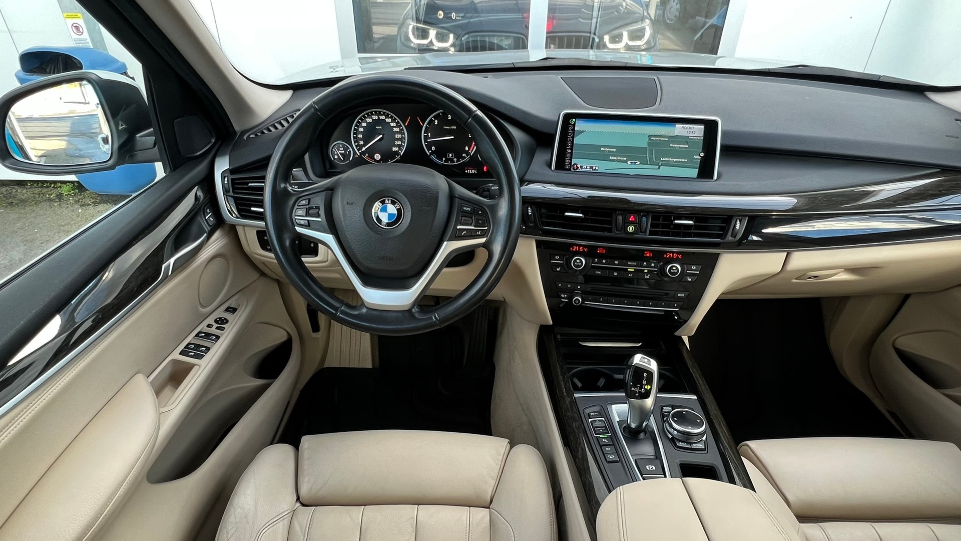 BMW X5 xDRIVE 40d STEPTRONIC X-LINE l 313 PS-image-18