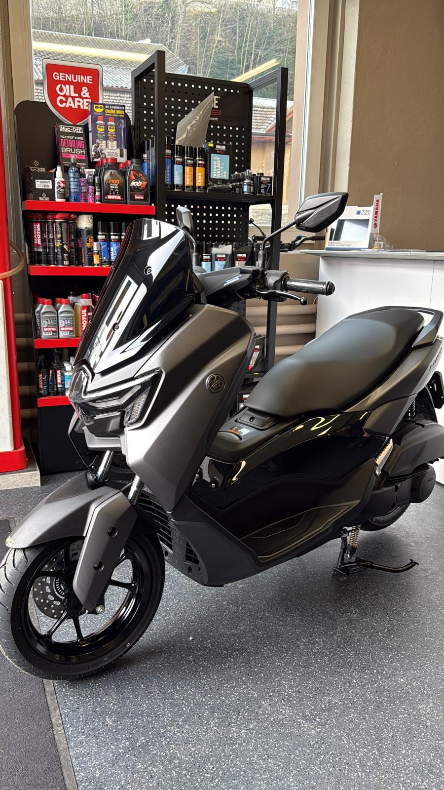 YAMAHA N-Max GPD 125
