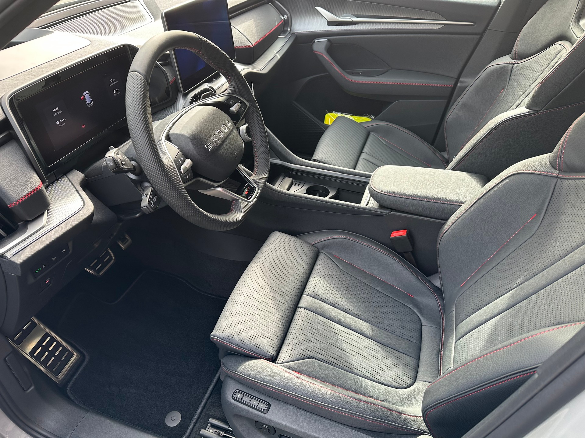 SKODA Kodiaq 2.0 TSI RS 4x4-image-7
