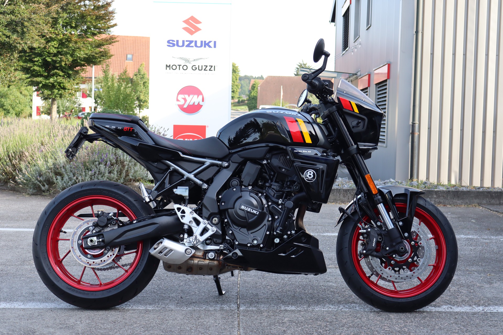 SUZUKI GSX-8TT ABS / TCS