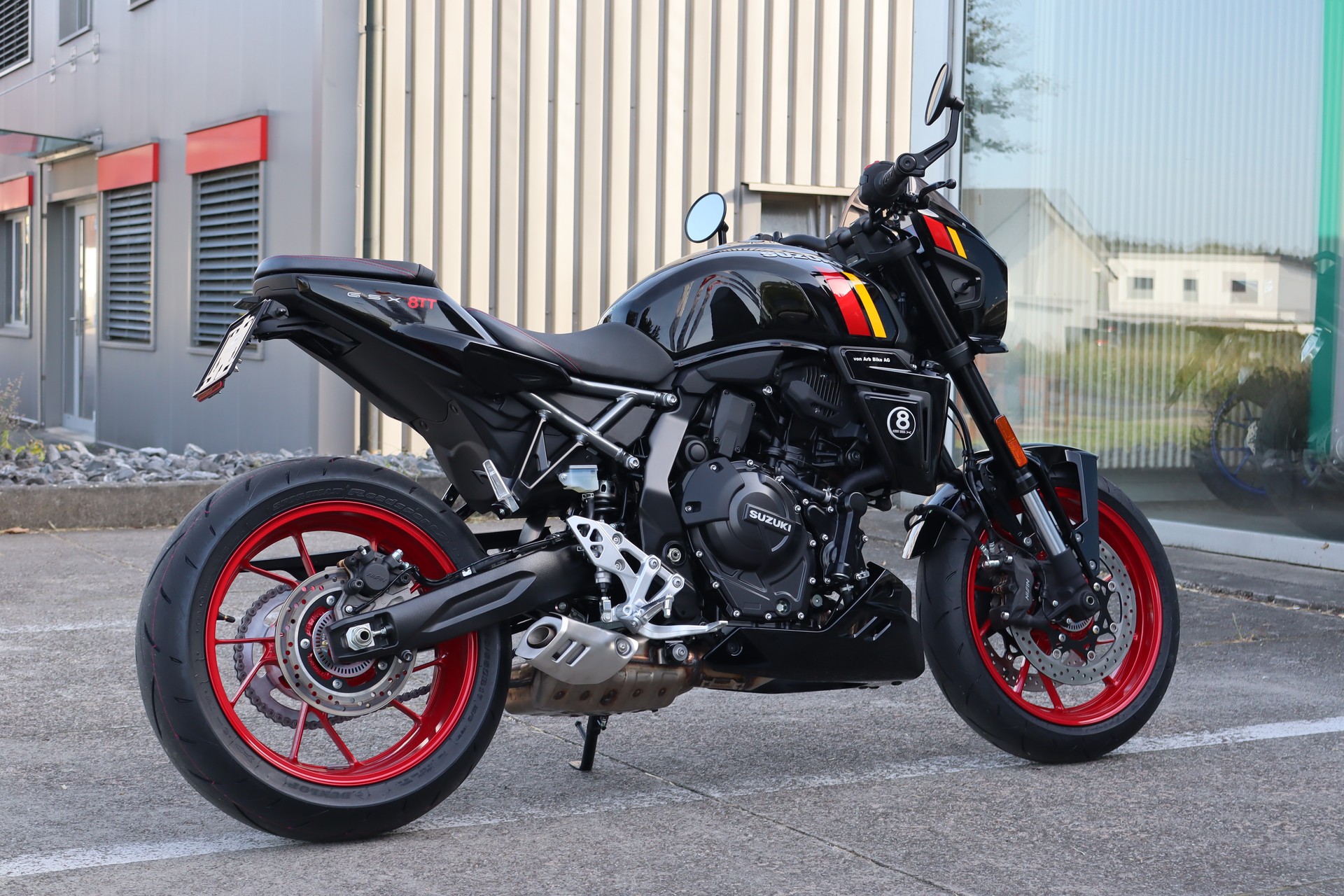 SUZUKI GSX-8TT ABS / TCS-showroom-element-2