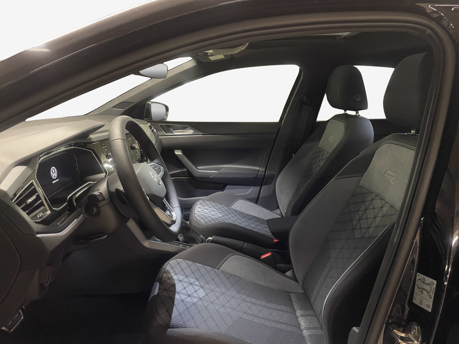 VW Polo 1.0 TSI R-Line United DSG-image-7