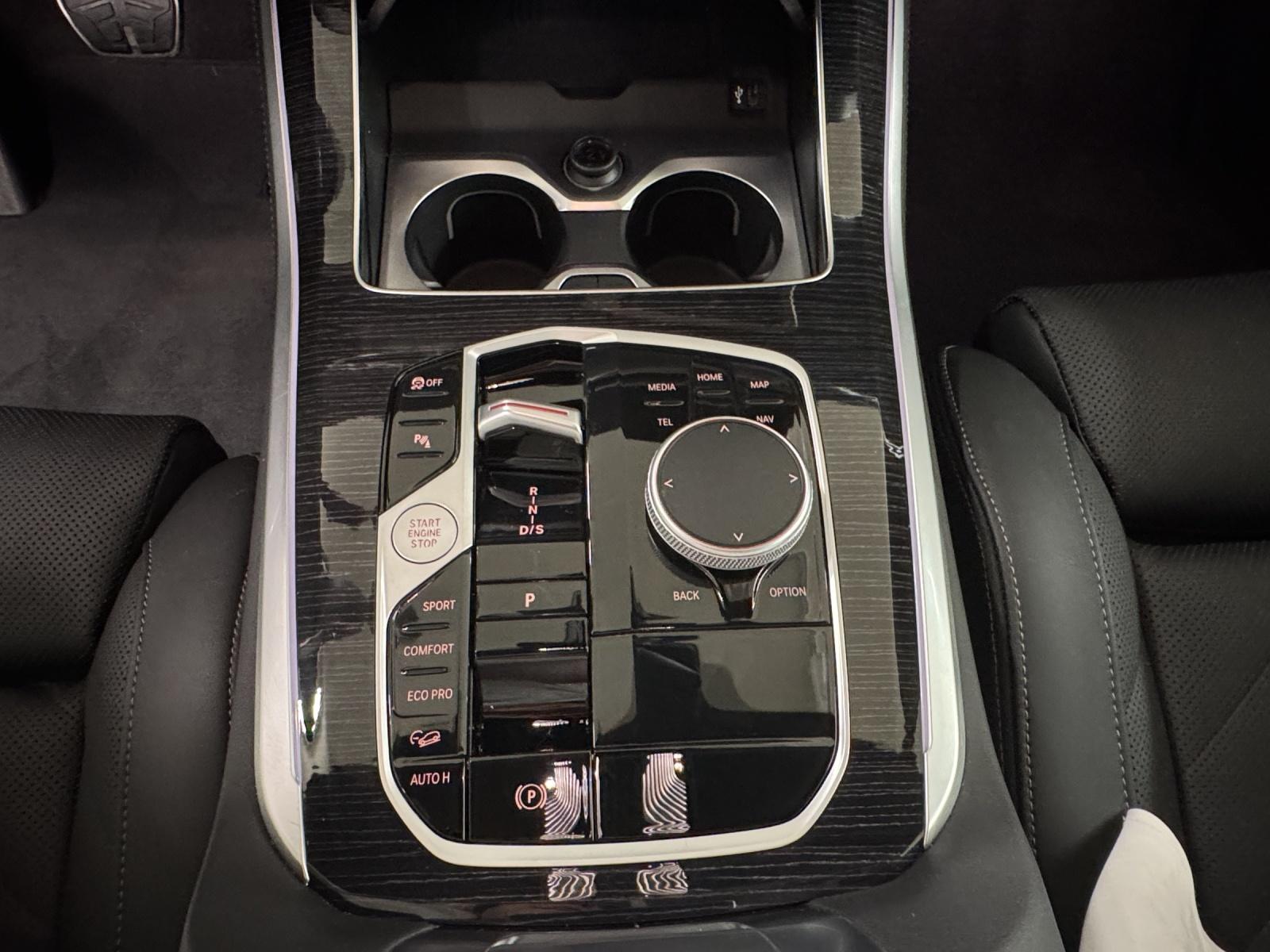 BMW X5 40i xDrive SAG-image-19
