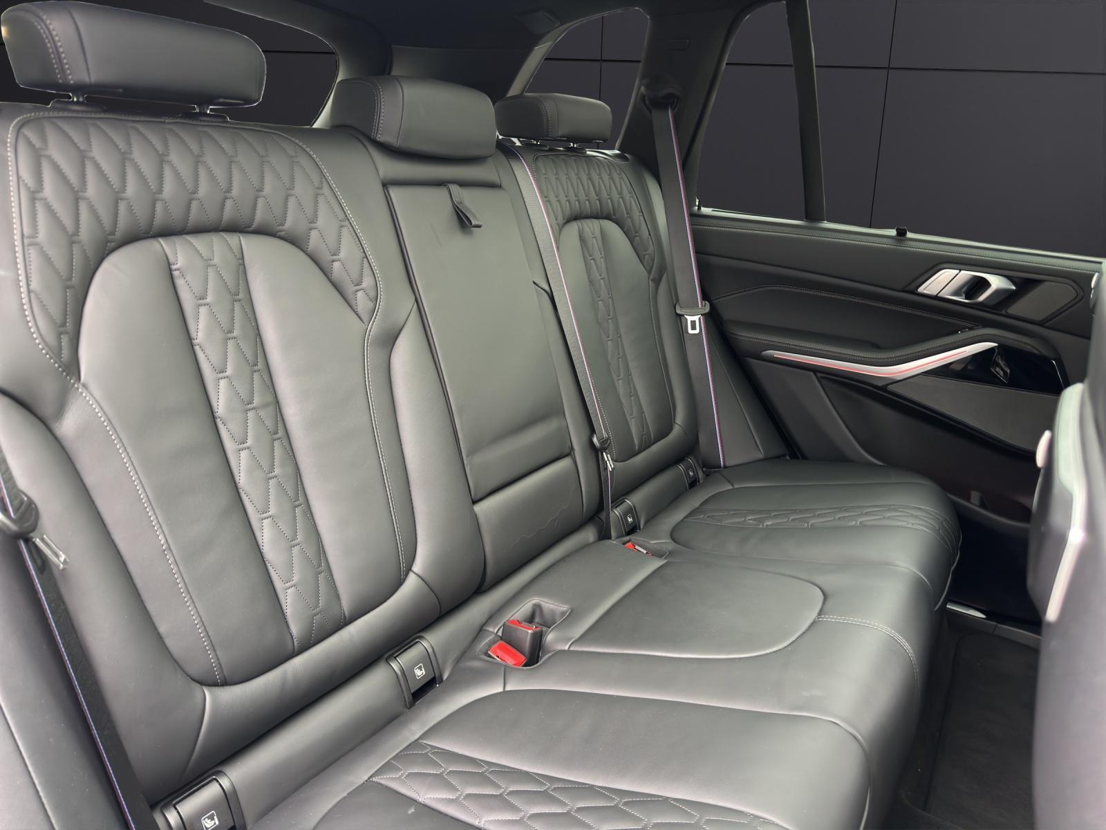 BMW X5 M60i xDrive Pack M Sport Pro/Anhängerkupplung-image-11