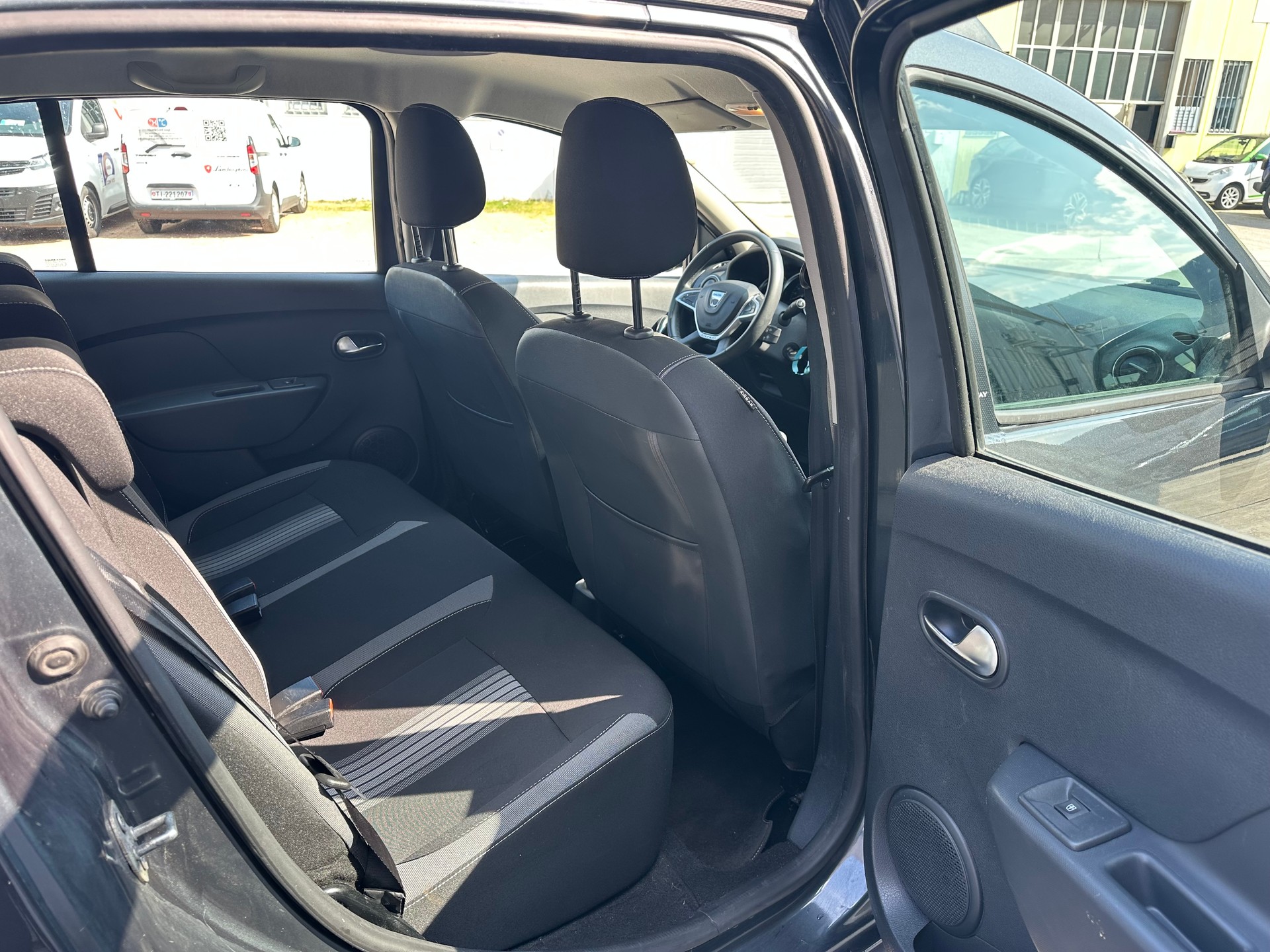 DACIA Sandero TCe 90 Stepway Unlimited 2-image-9