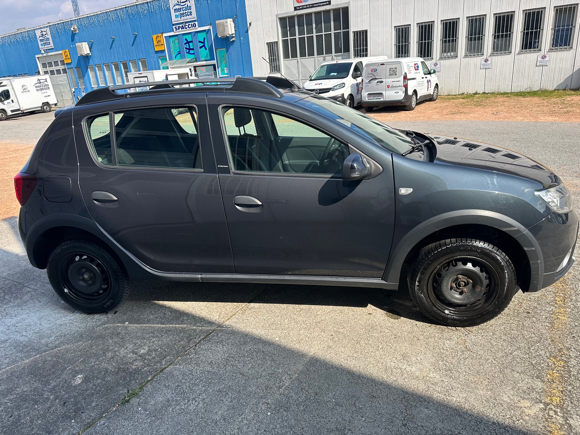 DACIA Sandero TCe 90 Stepway Unlimited 2-image-4