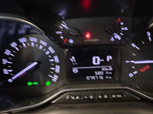 CITROEN C3 Aircross 1.2 PureTech 130 Shine-image-11