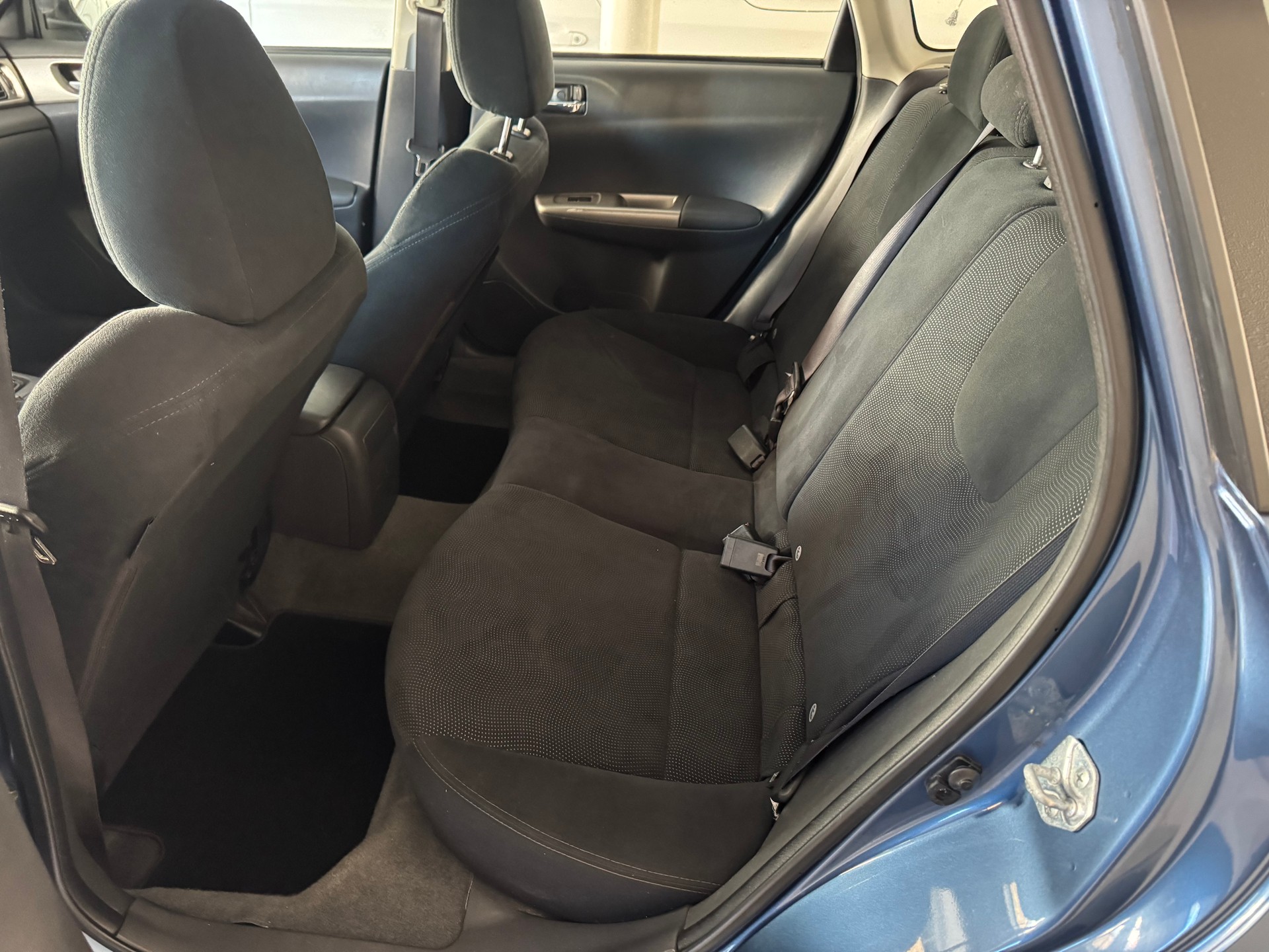 SUBARU Impreza 1.5R Swiss-image-11
