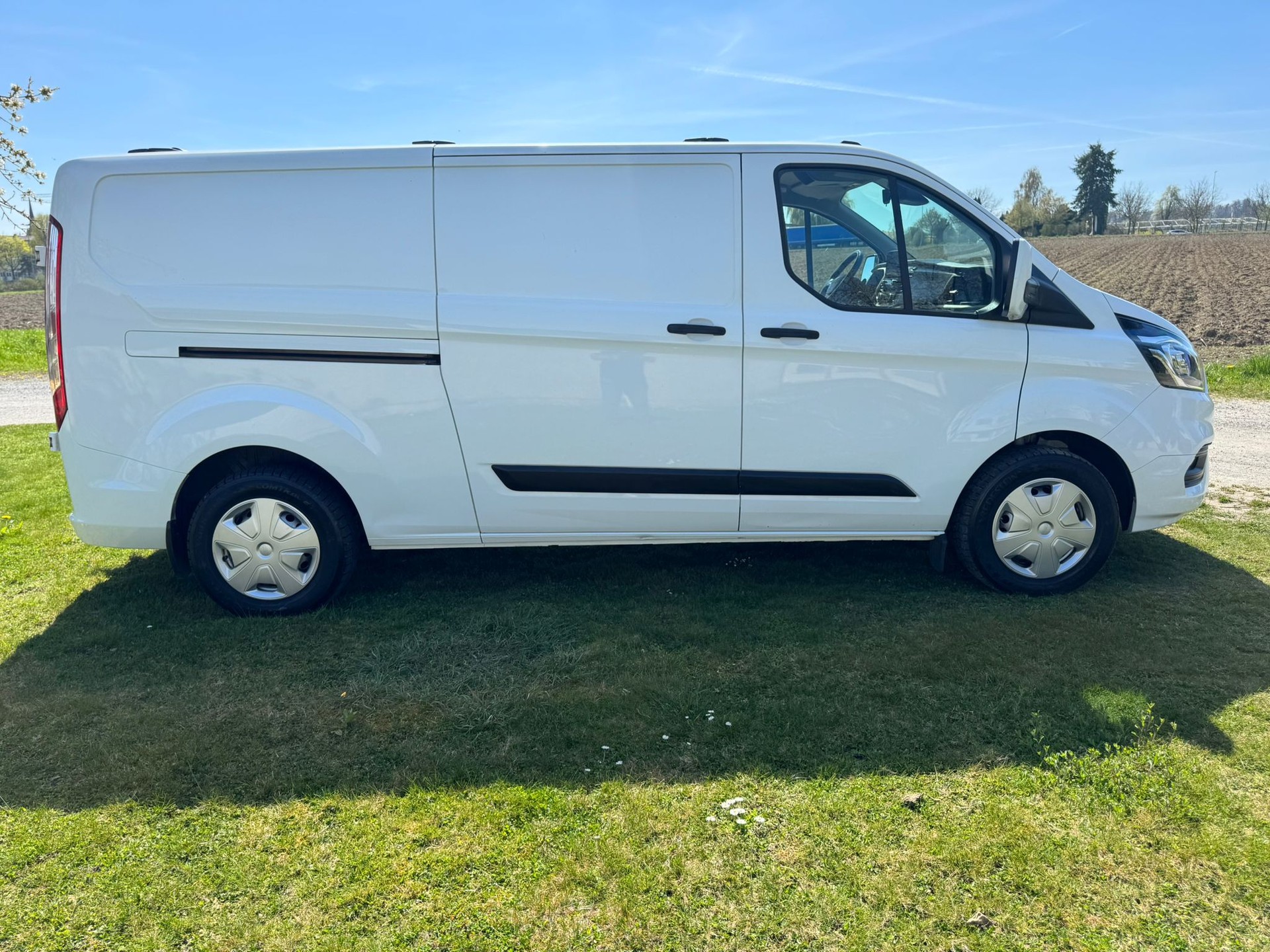 FORD Transit Custom Van 340 L2H1 Trend-image-4