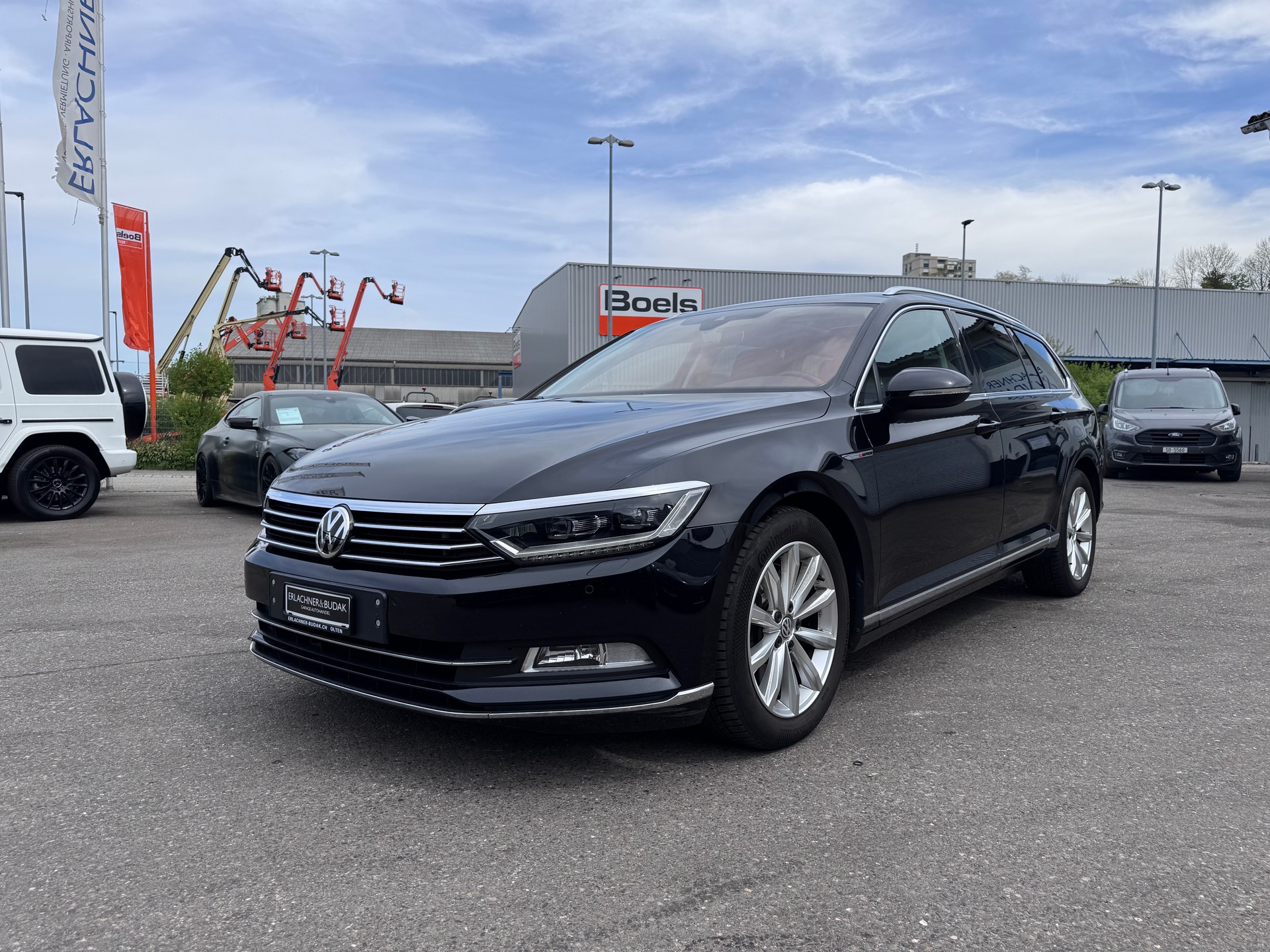 VW Passat Variant 2.0 TDI BMT High. DSG 4Motion-image-1