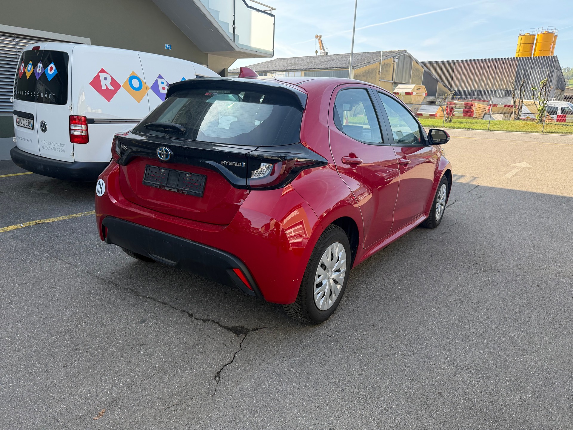 TOYOTA Yaris 1.5 Comfort e-CVT-image-2
