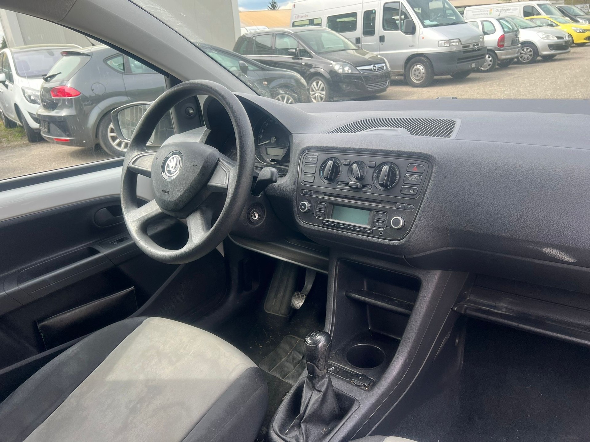 SKODA Citigo 1.0 G-tec Active-image-10