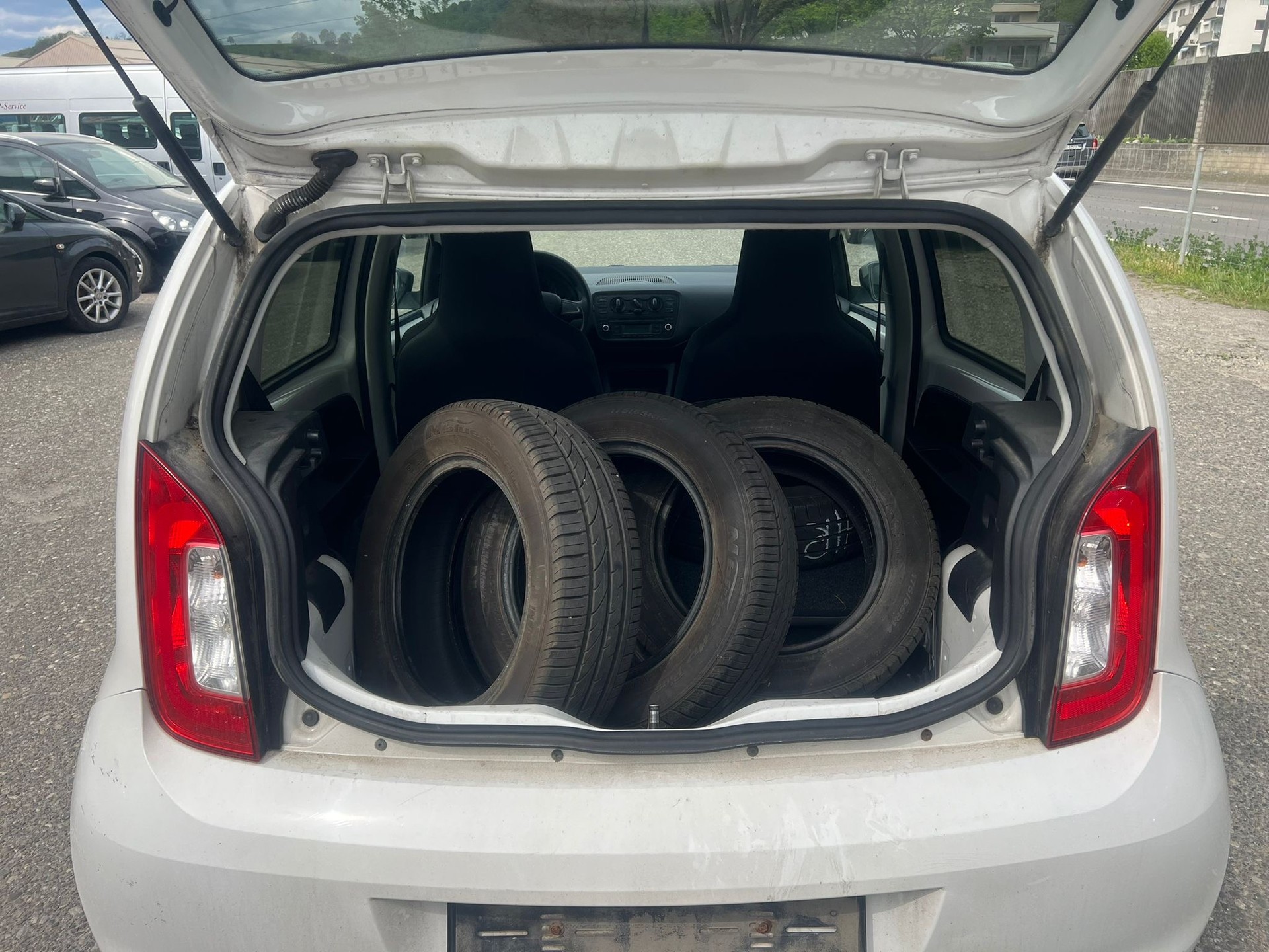 SKODA Citigo 1.0 G-tec Active-image-6