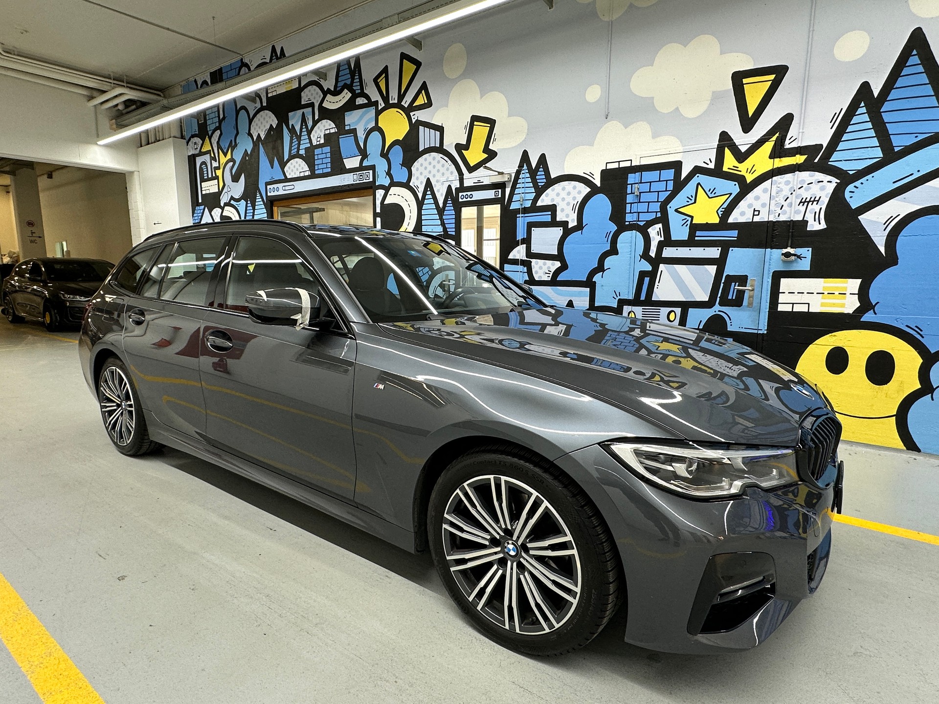 BMW 320d xDrive 48V Touring M Sport Steptronic-image-0