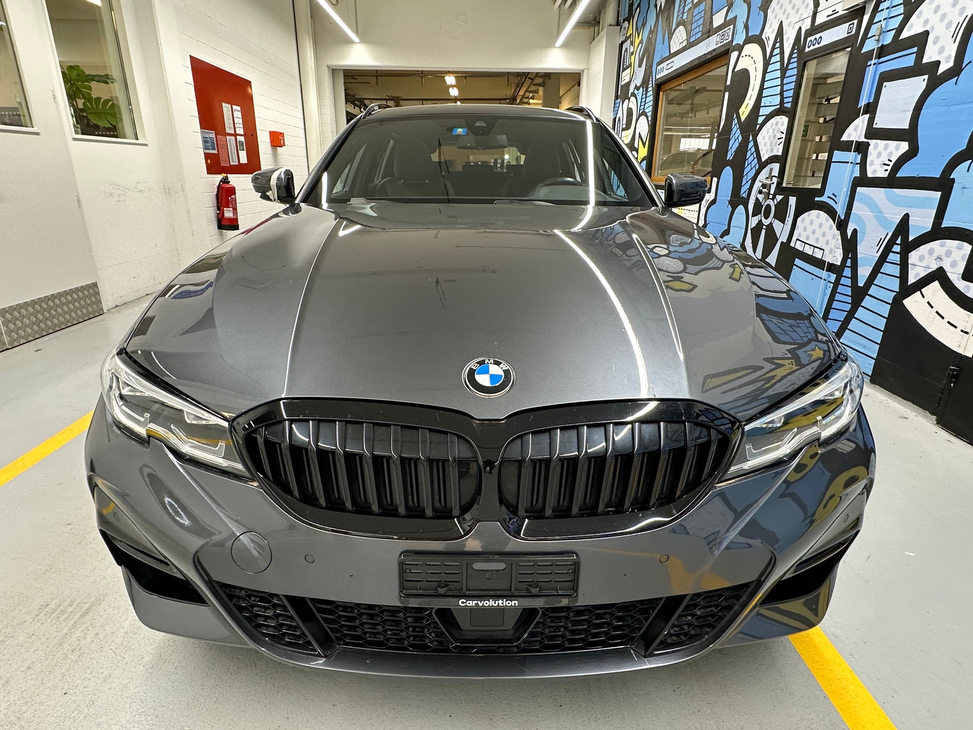 BMW 320d xDrive 48V Touring M Sport Steptronic-image-1