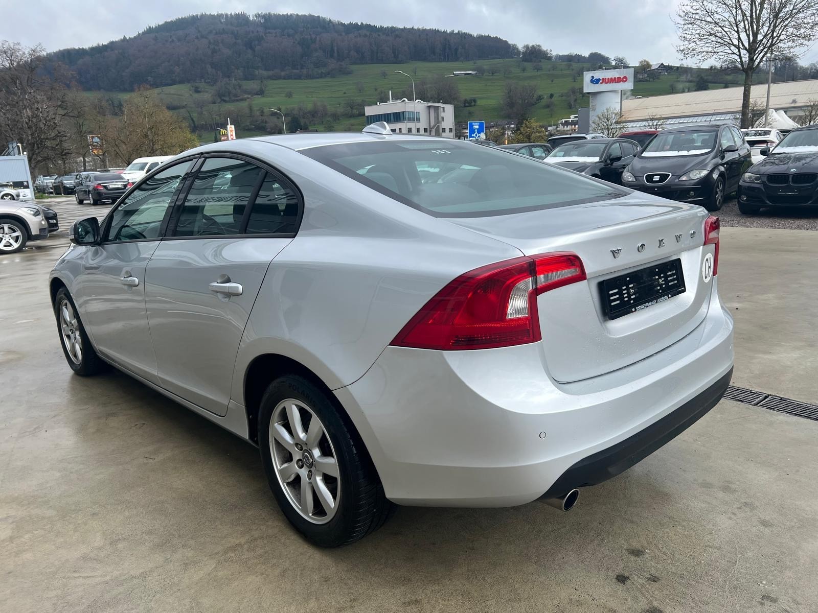 VOLVO S60 D5 AWD Summum Geartronic-image-5