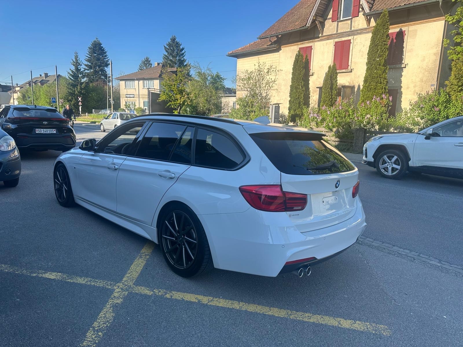 BMW 335d xDrive Touring M Sport Line Steptronic-image-2