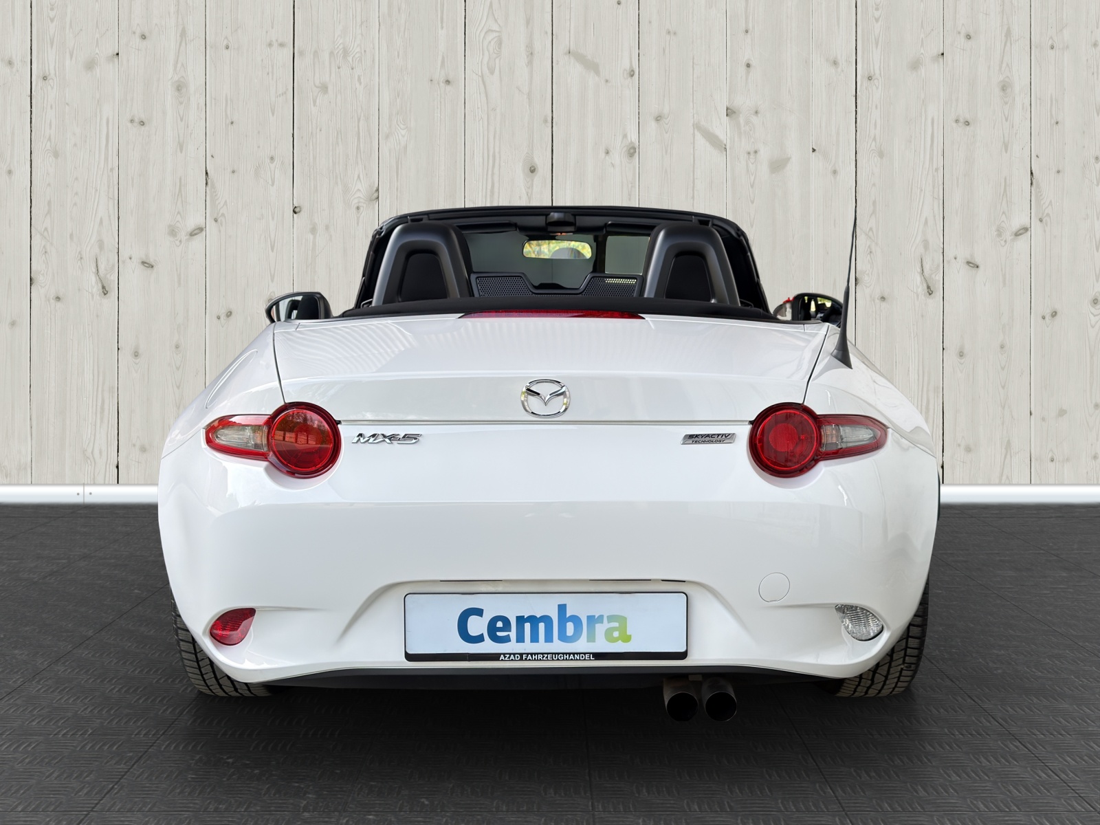 MAZDA MX-5 SKYACTIV-G 131 Challenge-image-5