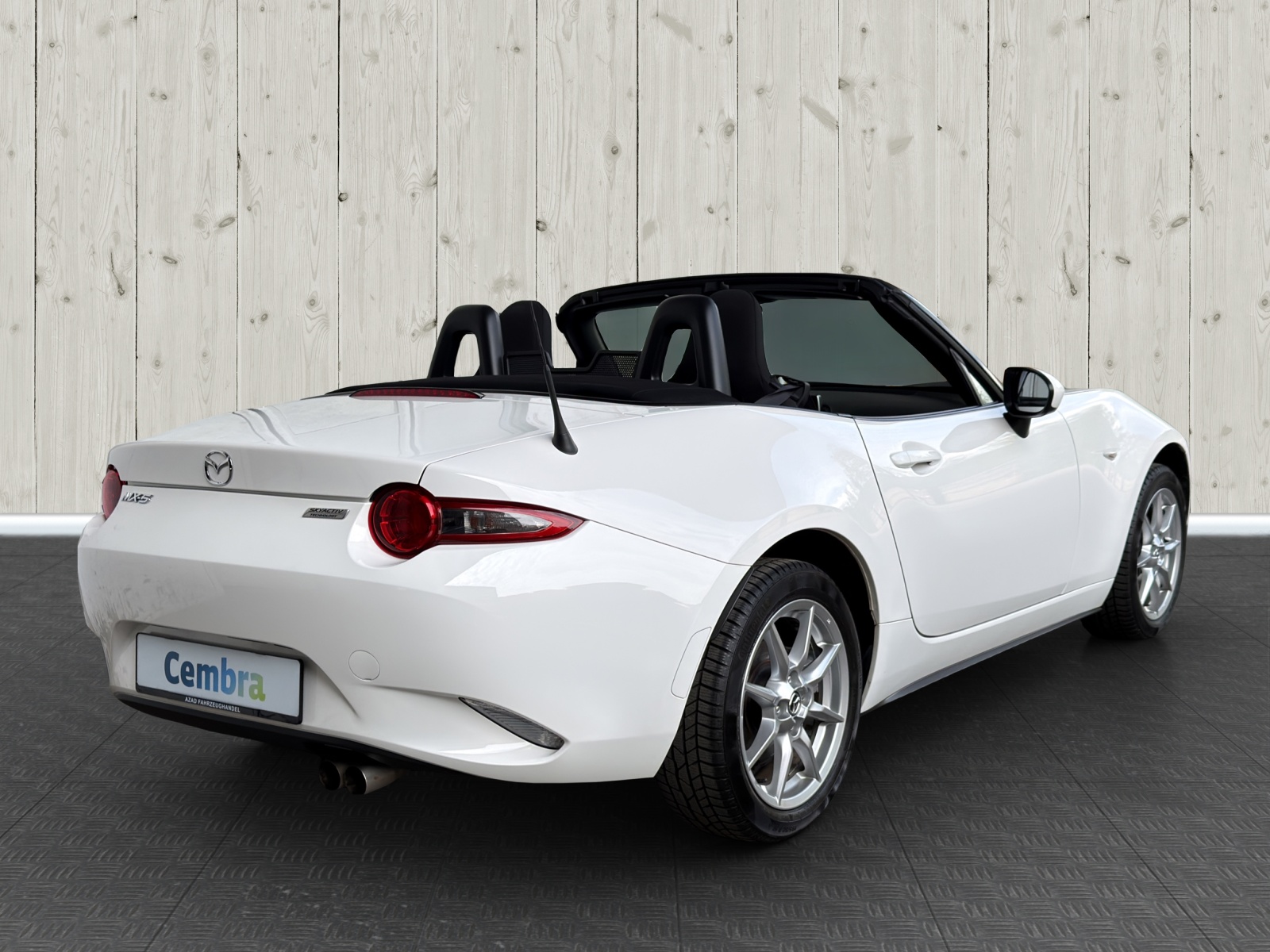 MAZDA MX-5 SKYACTIV-G 131 Challenge-image-6