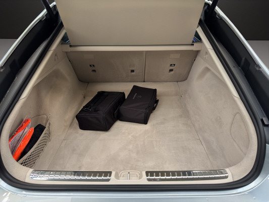 MERCEDES-BENZ EQS 450+ Electric Art-image-12