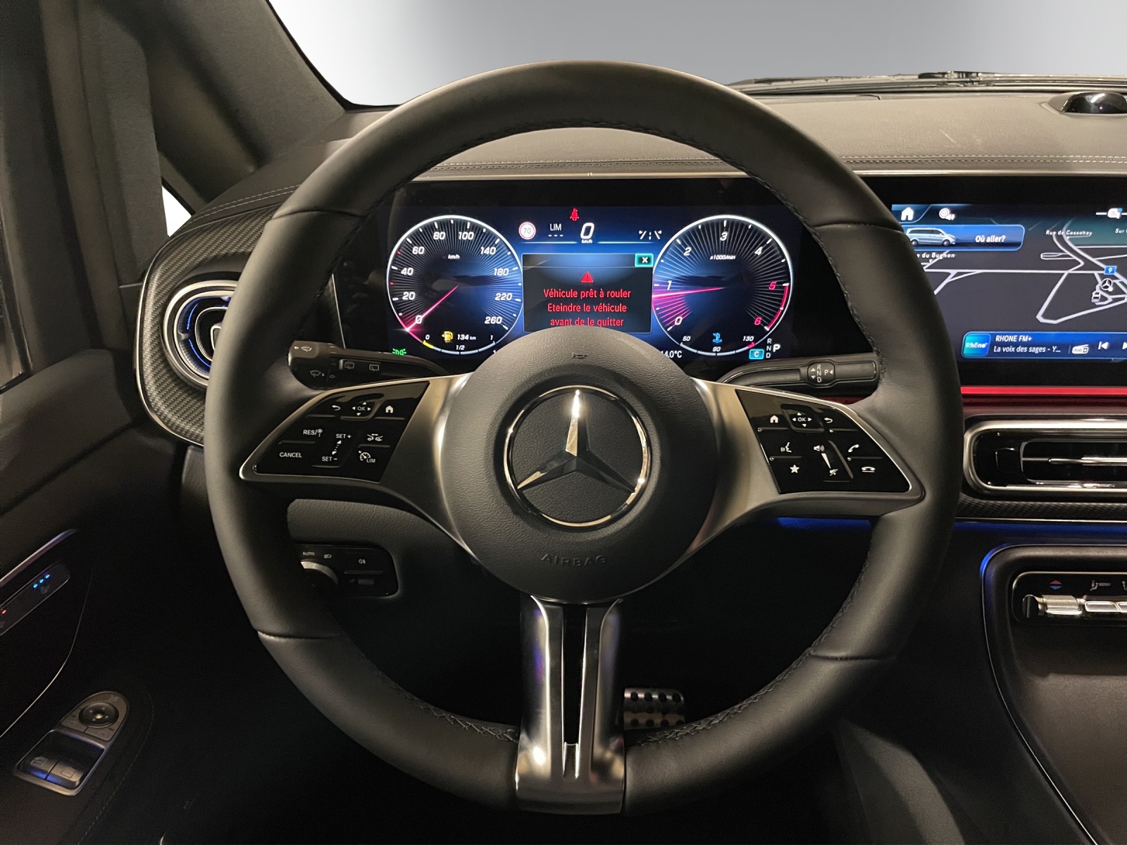 MERCEDES-BENZ V 300 d extralang 4Matic Avantgarde 9G-Tronic-image-11