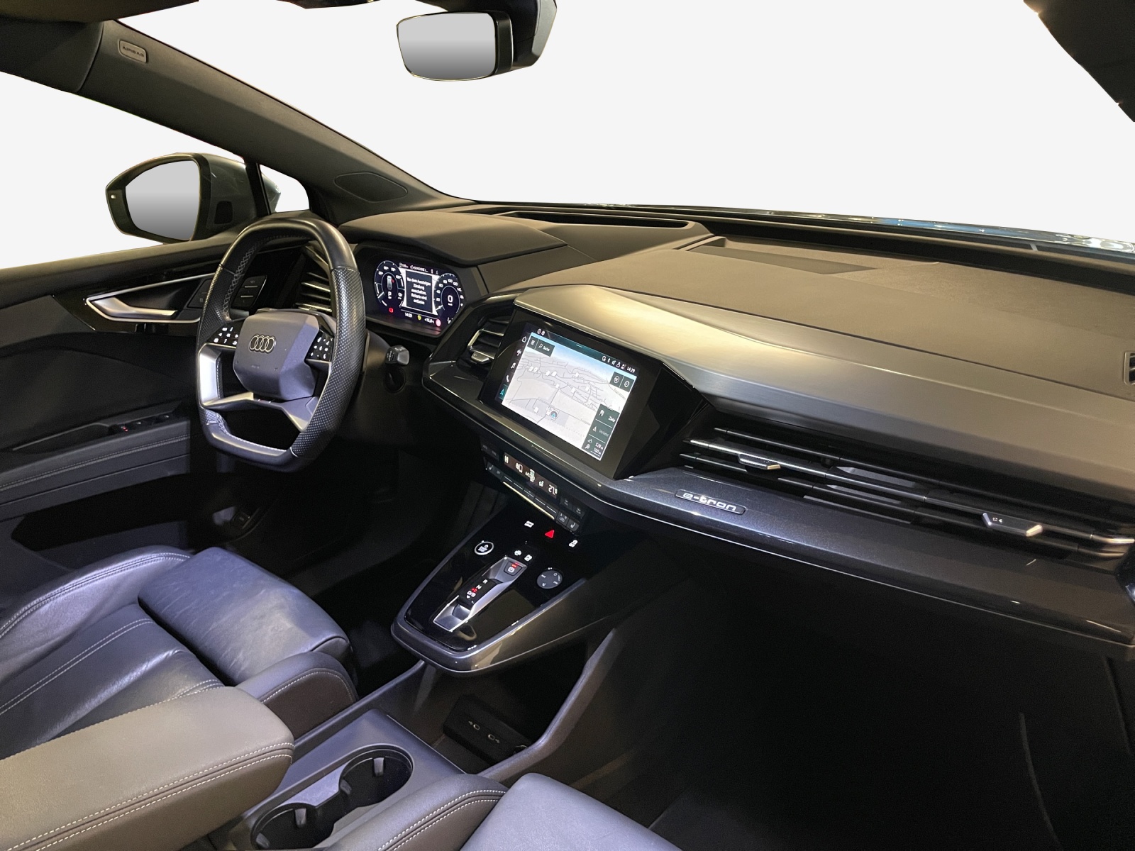 AUDI Q4 e-tron 50 quattro-image-13