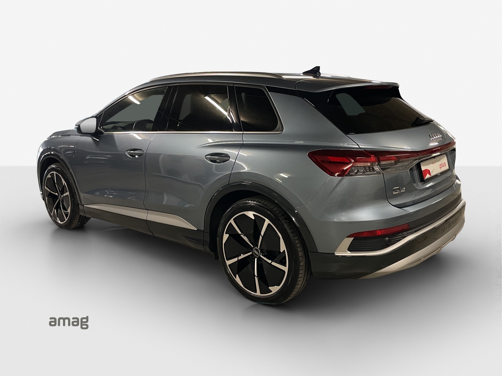 AUDI Q4 e-tron 50 quattro-image-2