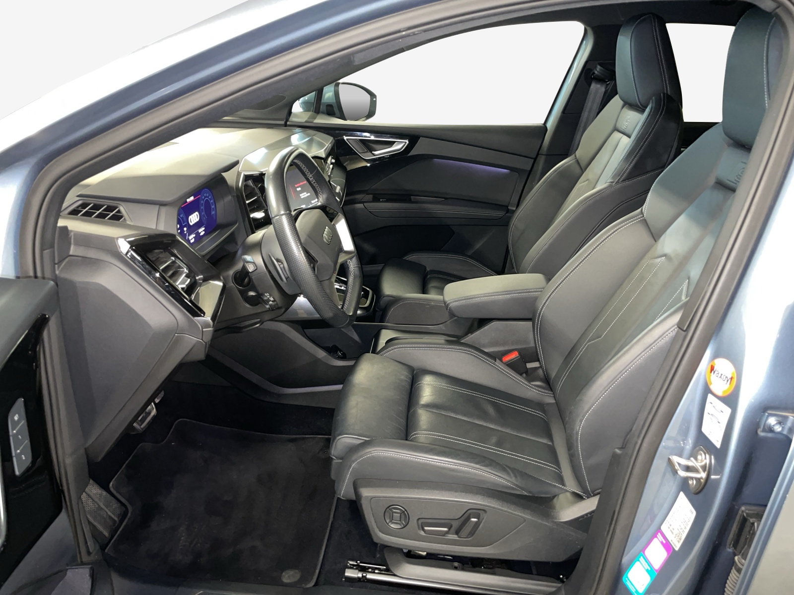 AUDI Q4 e-tron 50 quattro-image-7