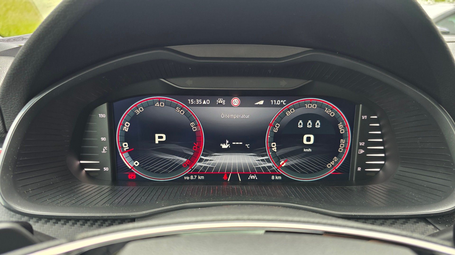 SKODA Kamiq 1.5 TSI Monte Carlo DSG-image-8