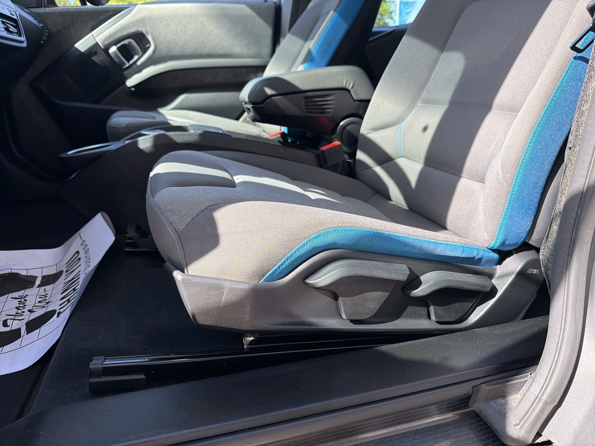 BMW i3 (120Ah)-image-18