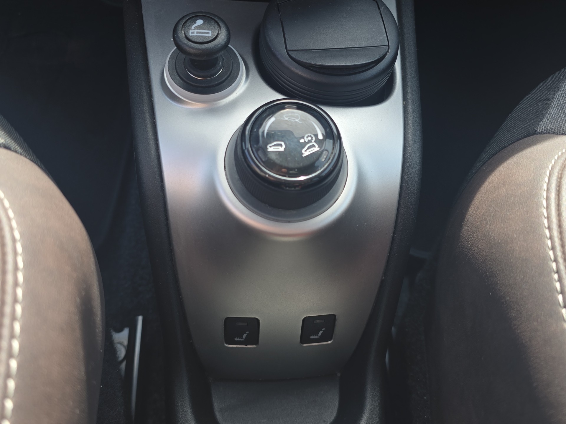 FIAT Panda 0.9 Twinair Turbo Cross 4x4-image-12