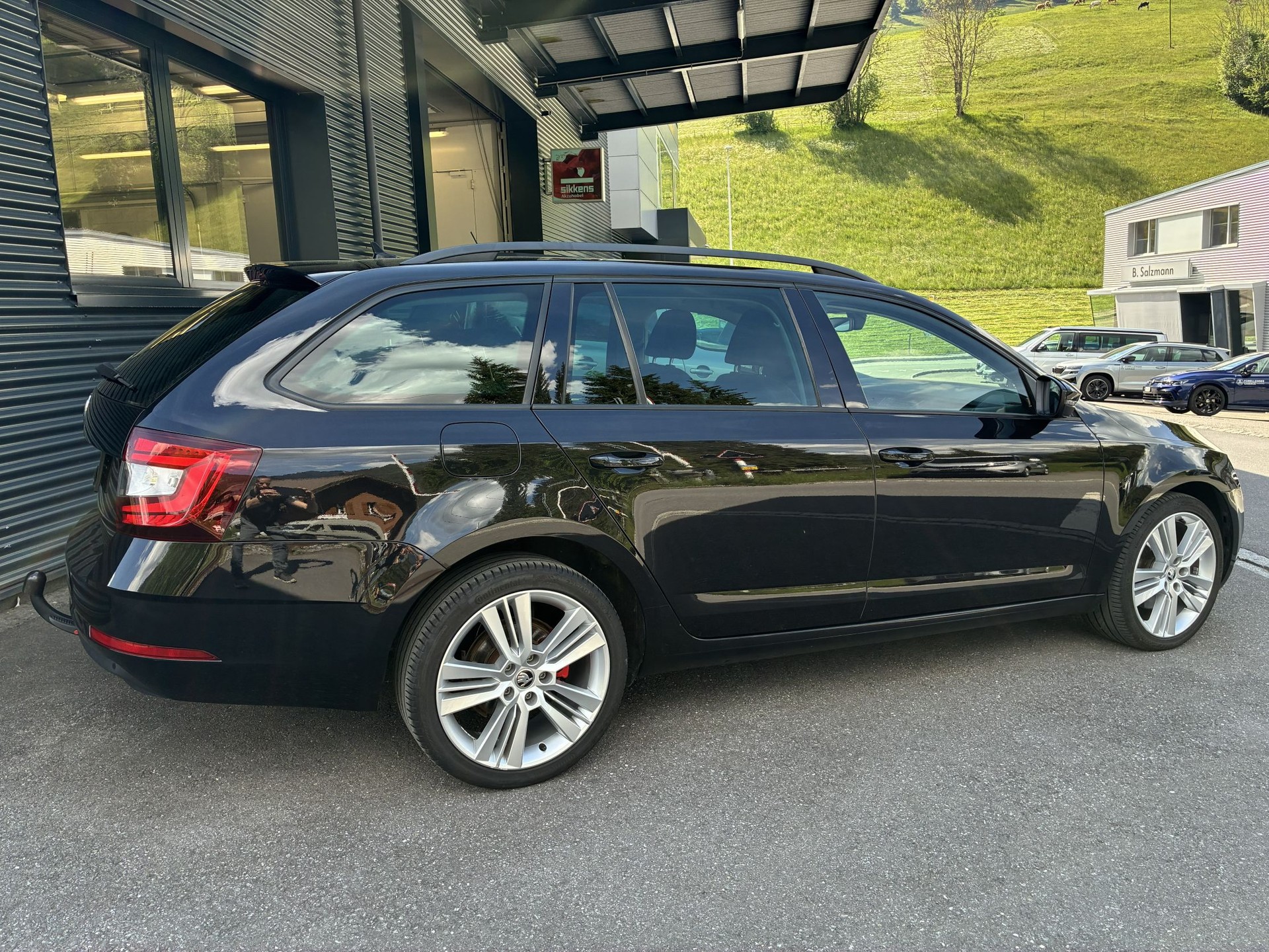 SKODA Octavia Combi 2.0 TSI Style 4x4 DSG-image-3