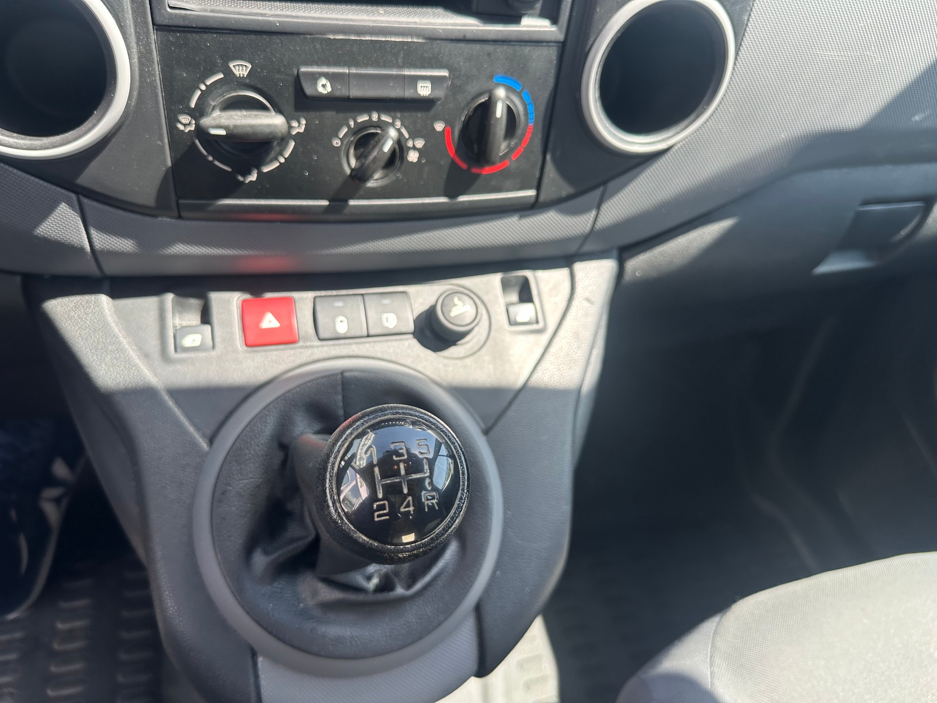 CITROEN Berlingo 1.6VTi 600-image-13