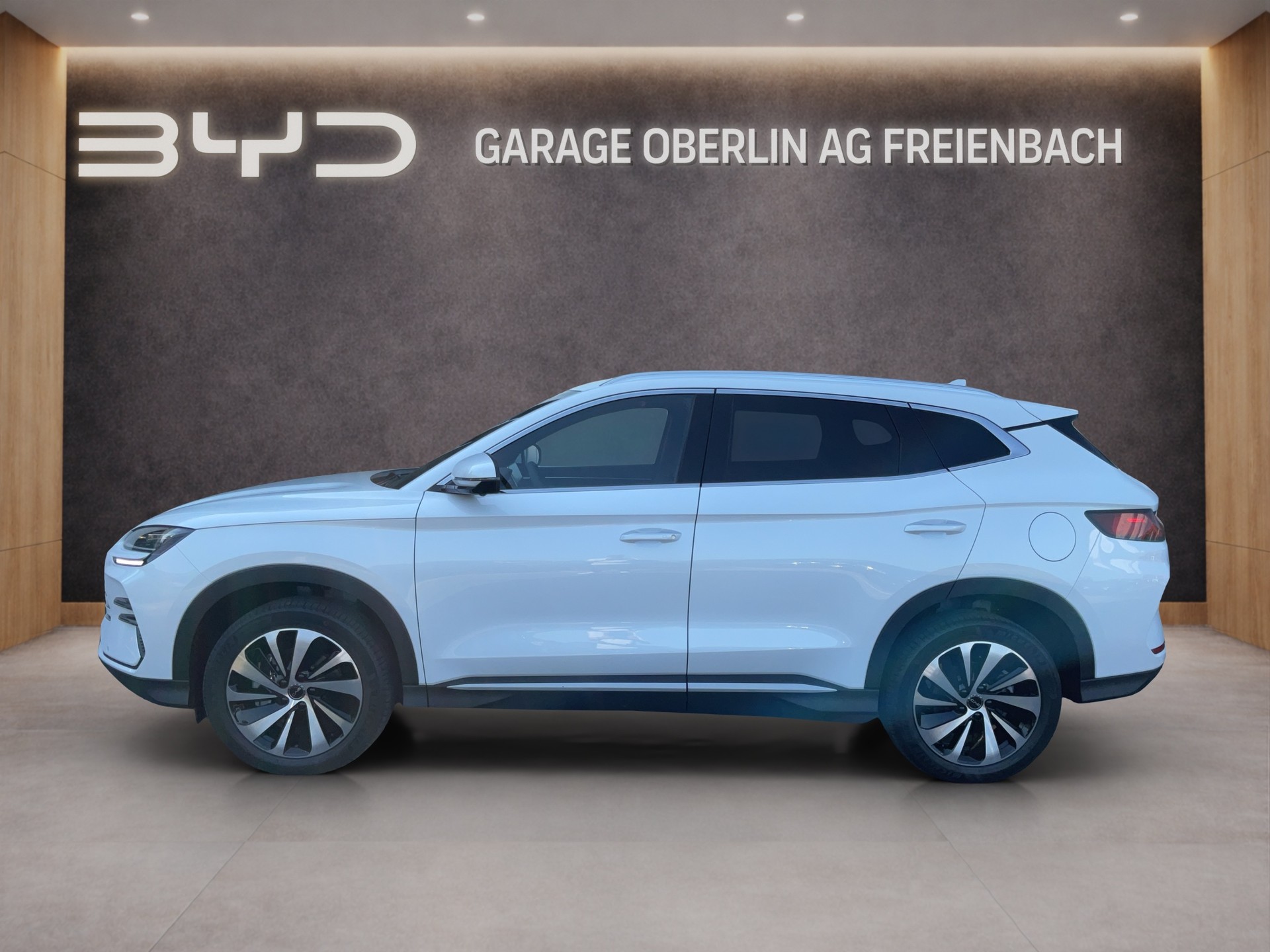 BYD Seal U DM-i Design AWD-showroom-element-1