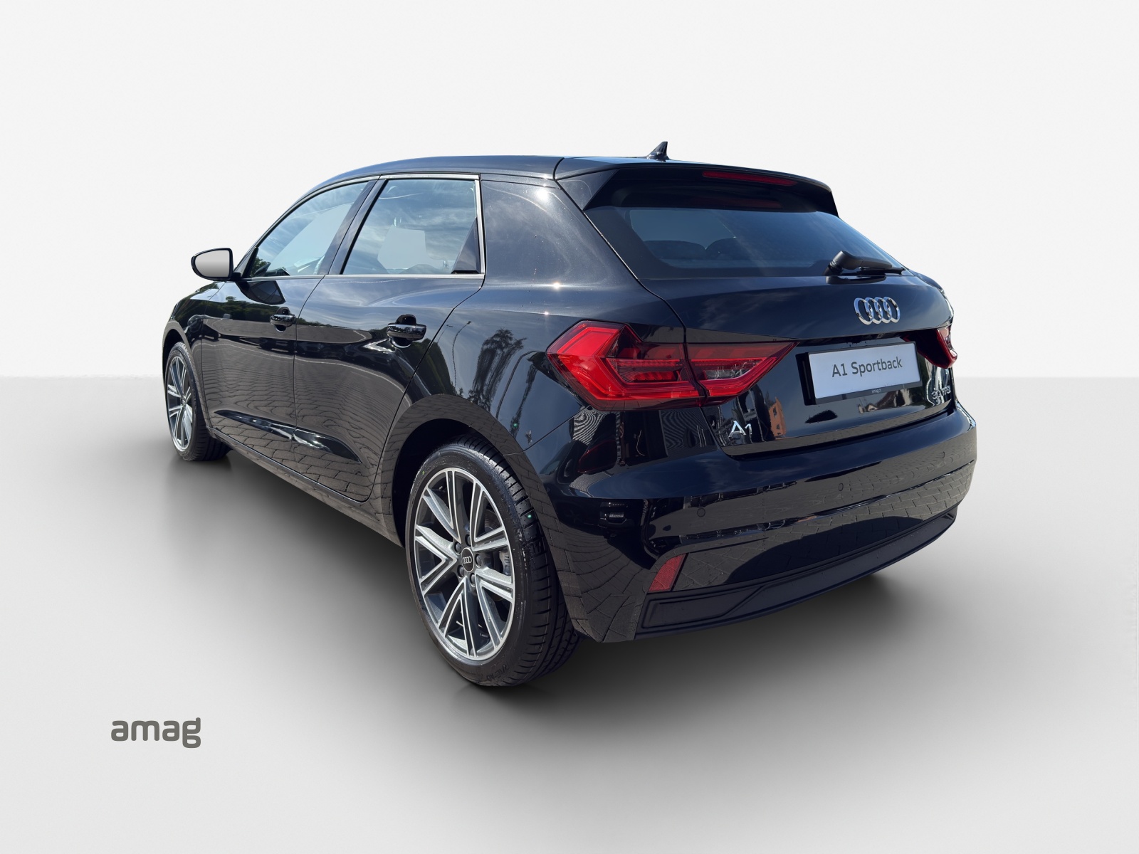 AUDI A1 Sportback 30 TFSI Attraction S-tronic-showroom-element-2