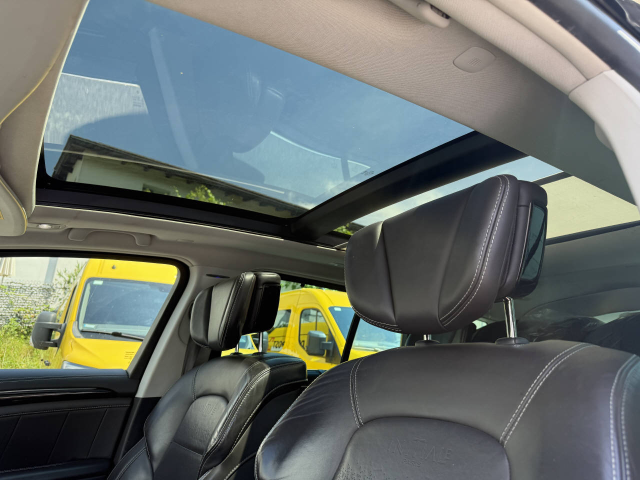 RENAULT Espace 1.6 dCi 160 Initiale Paris EDC-image-13