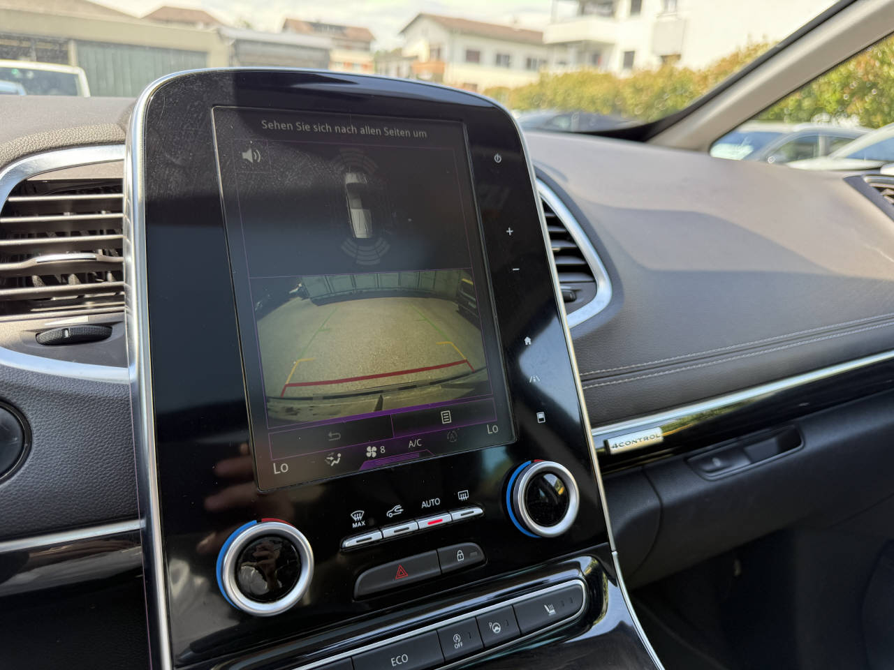 RENAULT Espace 1.6 dCi 160 Initiale Paris EDC-image-9