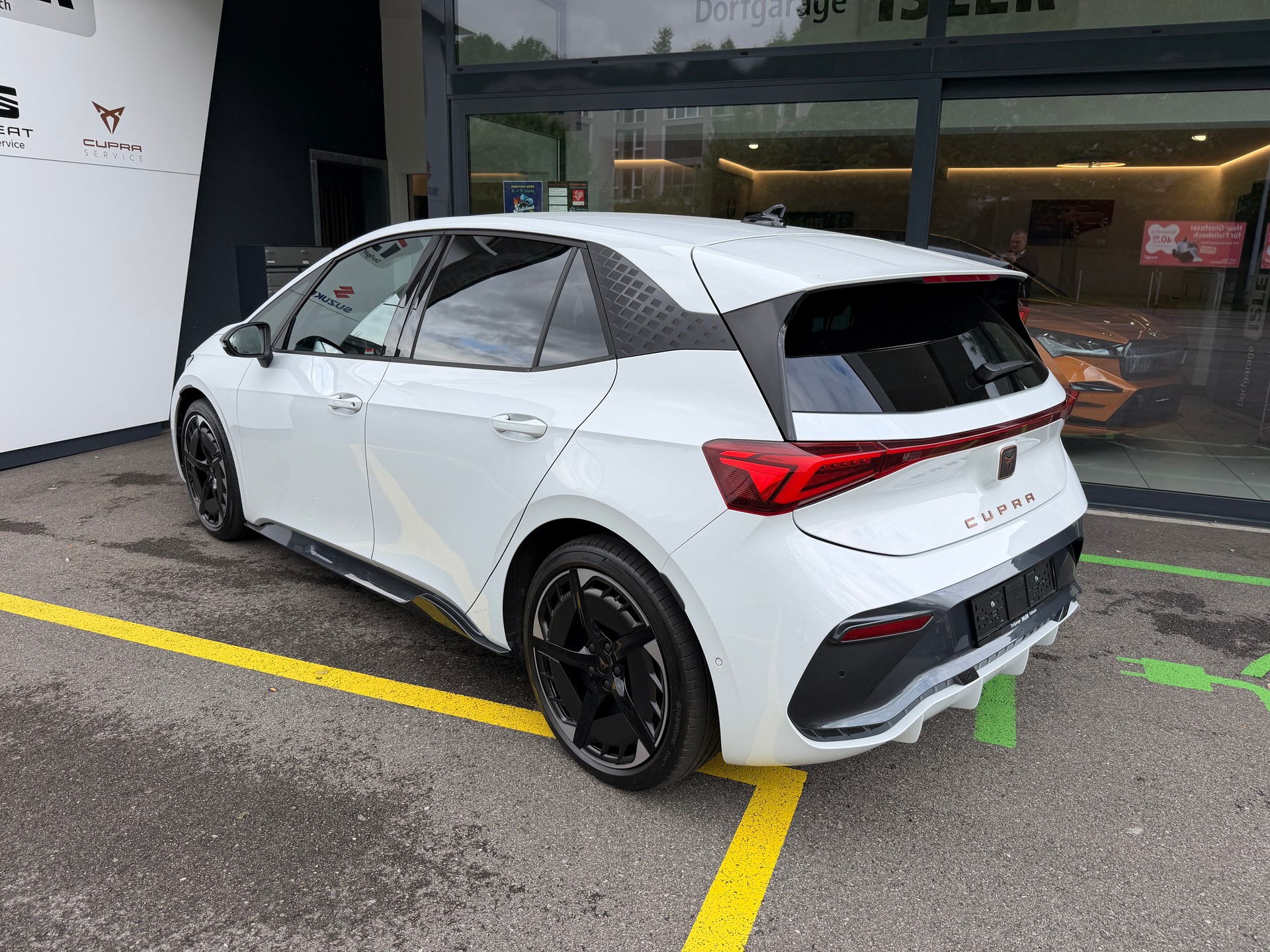 CUPRA Born 79 kWh e-Boost-image-3