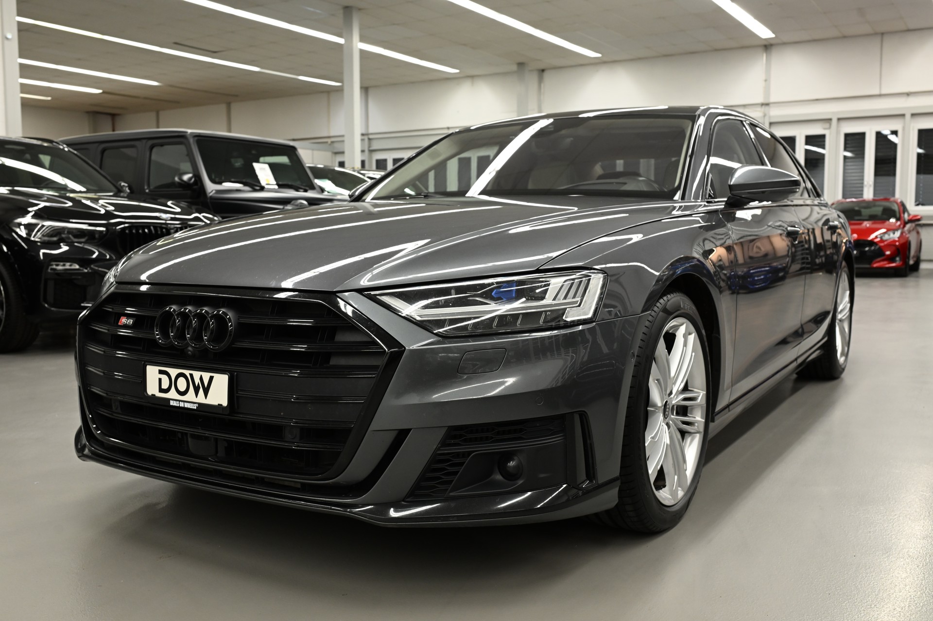 AUDI S8 4.0 V8 TFSI quattro T-Tronic-image-4