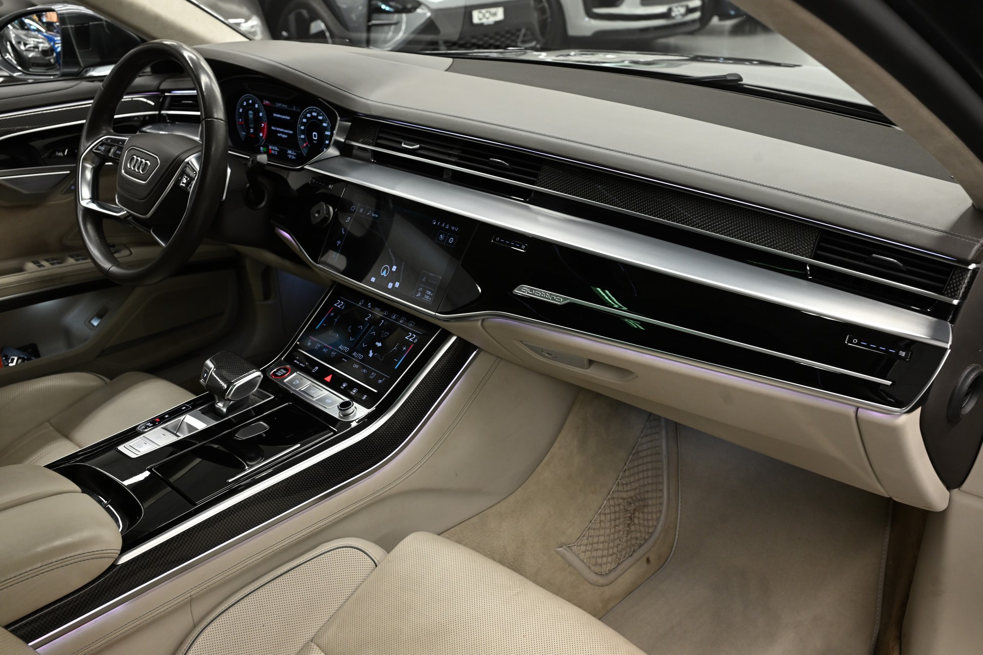 AUDI S8 4.0 V8 TFSI quattro T-Tronic-image-20