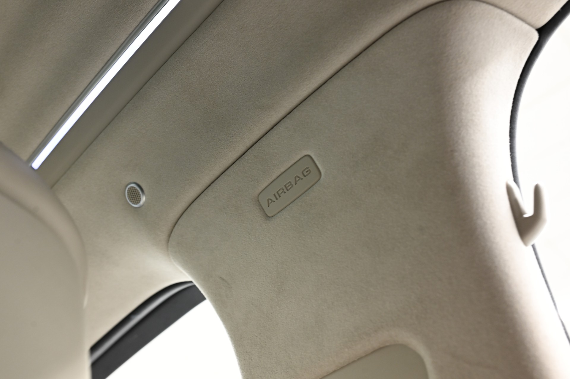 AUDI S8 4.0 V8 TFSI quattro T-Tronic-image-25