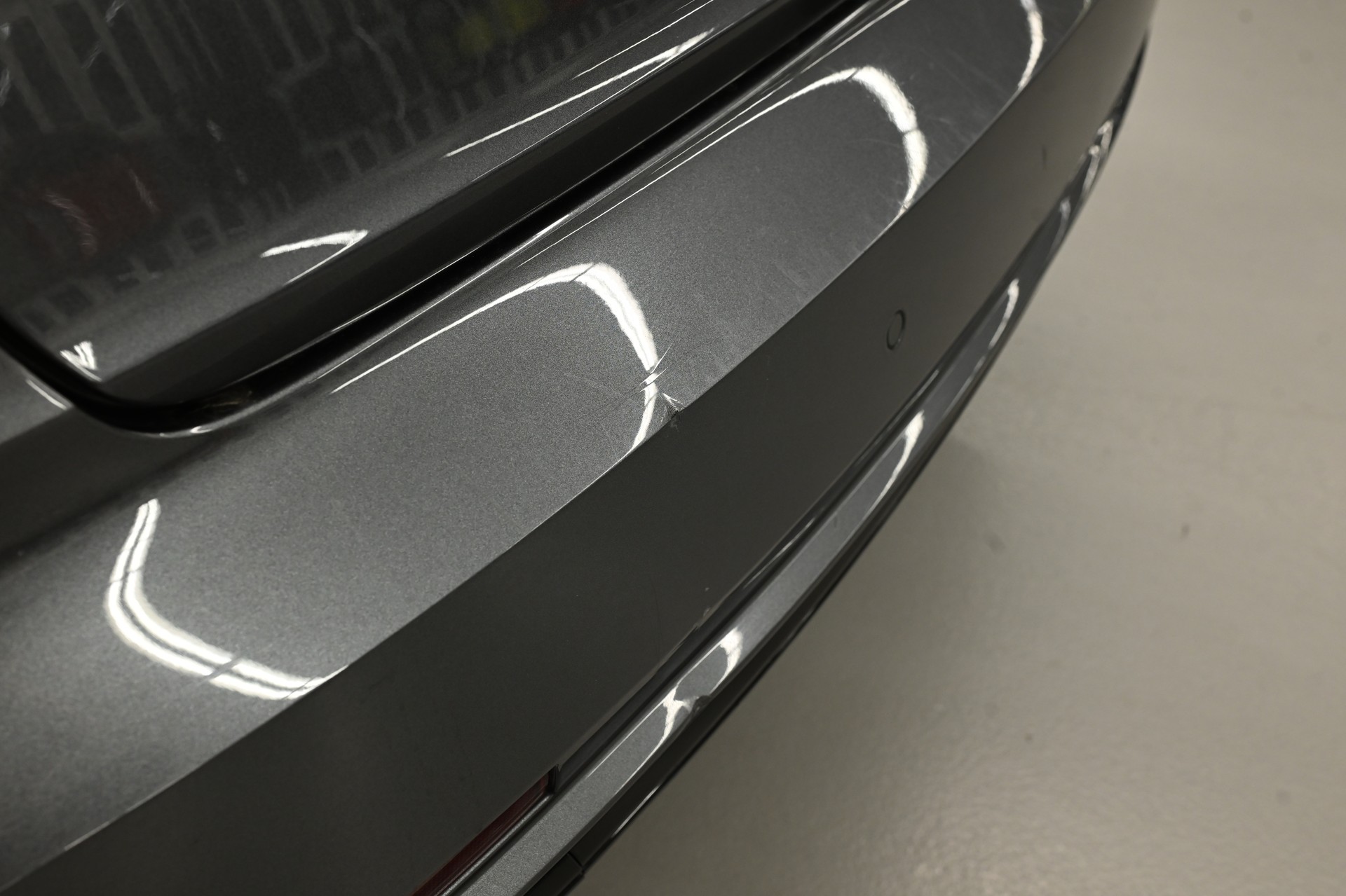 AUDI S8 4.0 V8 TFSI quattro T-Tronic-image-14