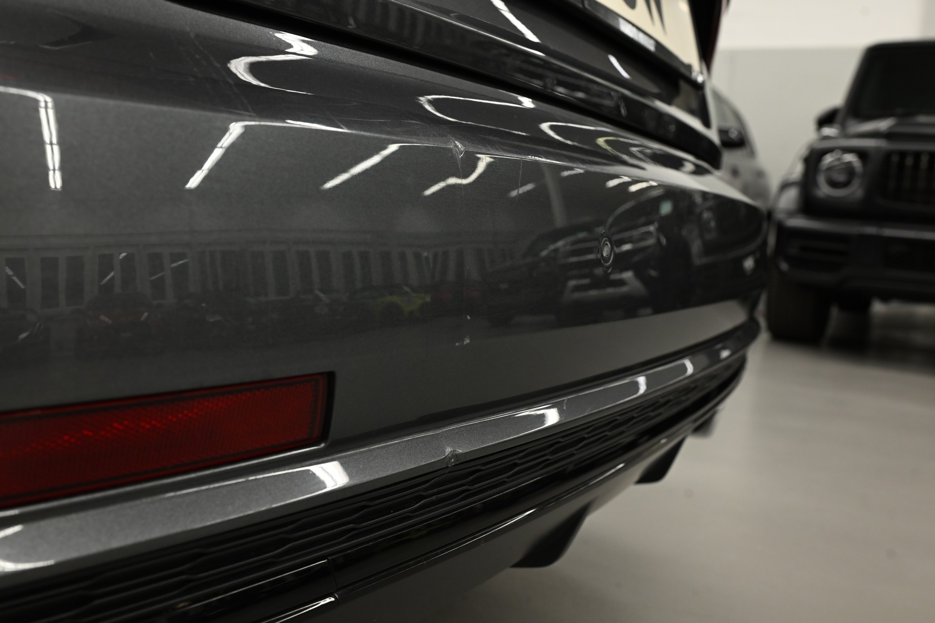 AUDI S8 4.0 V8 TFSI quattro T-Tronic-image-13