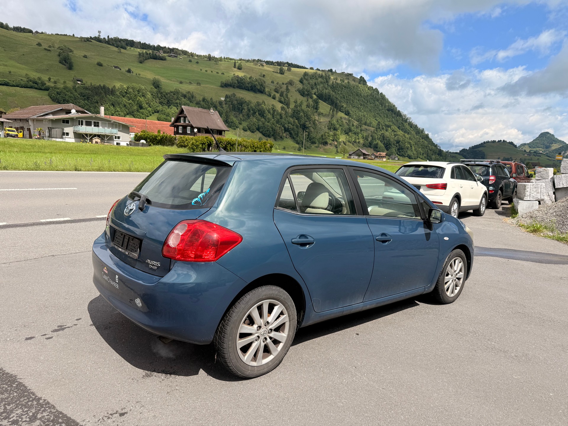 TOYOTA Auris 2.0 D-4D Linea Sol-image-5