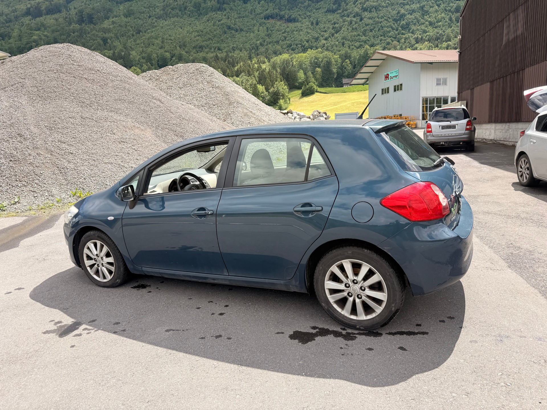 TOYOTA Auris 2.0 D-4D Linea Sol-image-7