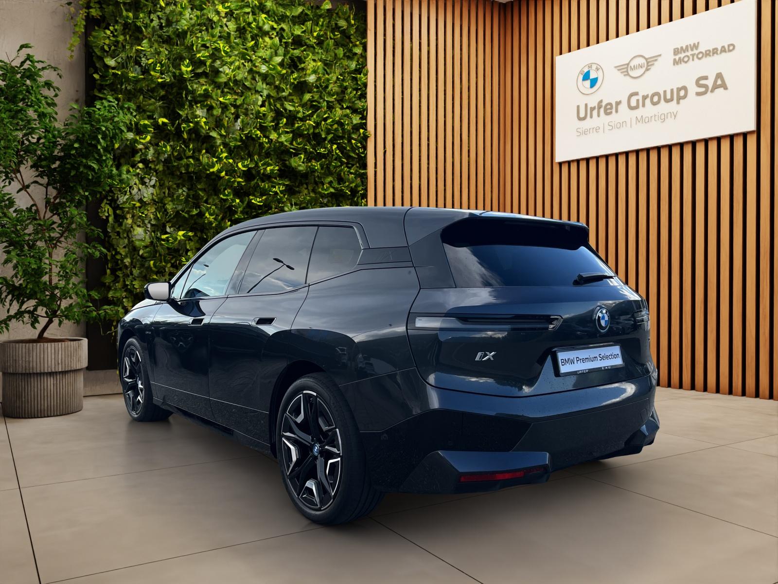 BMW iX xDrive50 (CH)🔋-image-4