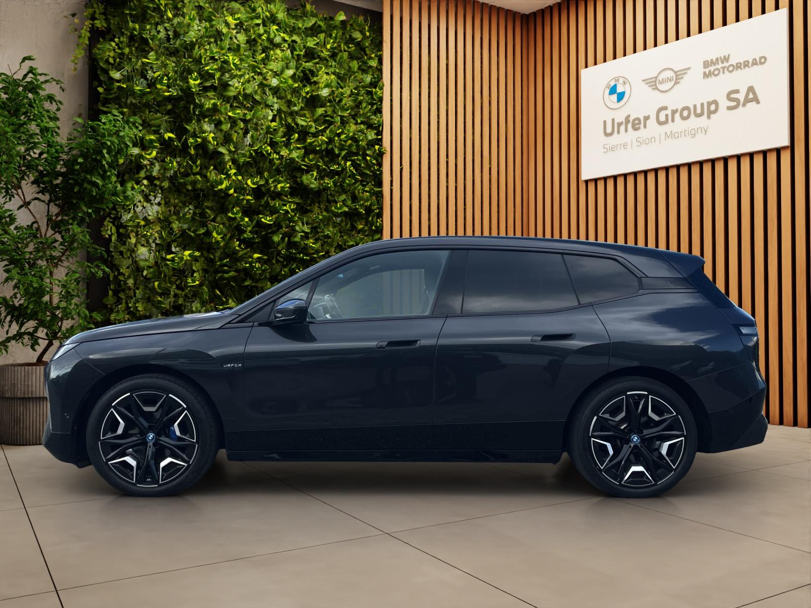 BMW iX xDrive50 (CH)🔋-image-3