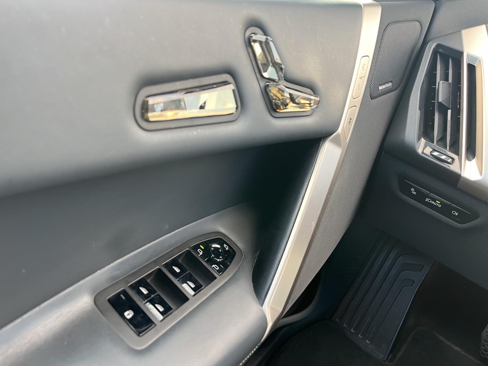 BMW iX xDrive50 (CH)🔋-image-16