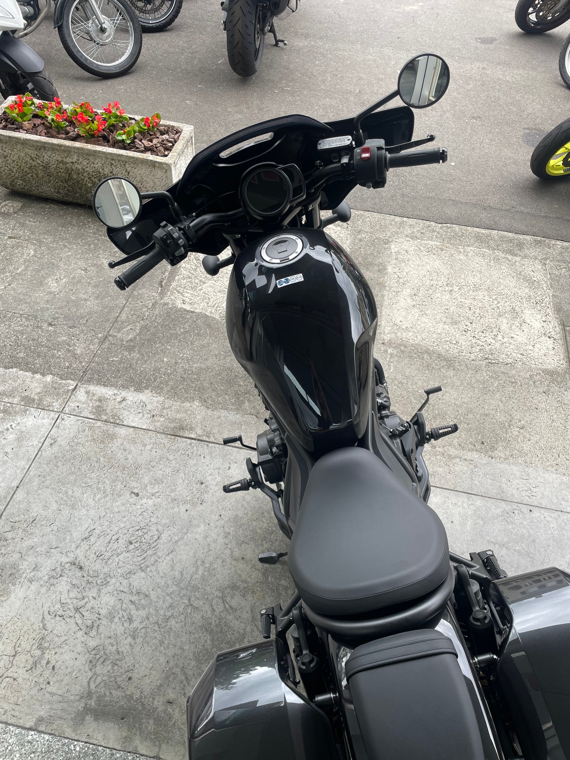 HONDA CMX 1100 Rebel Touring-image-4